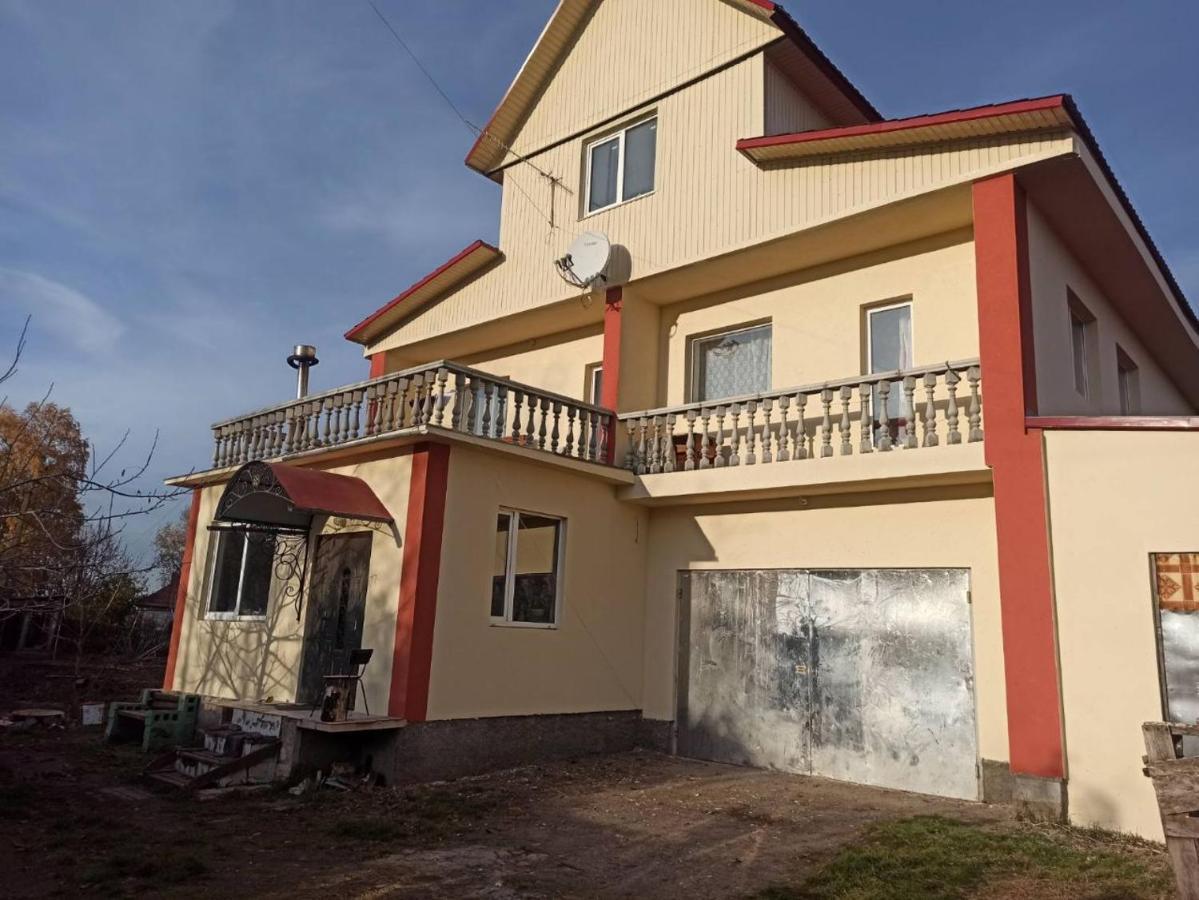 Khutorok Svergio Chesnovka Esterno foto